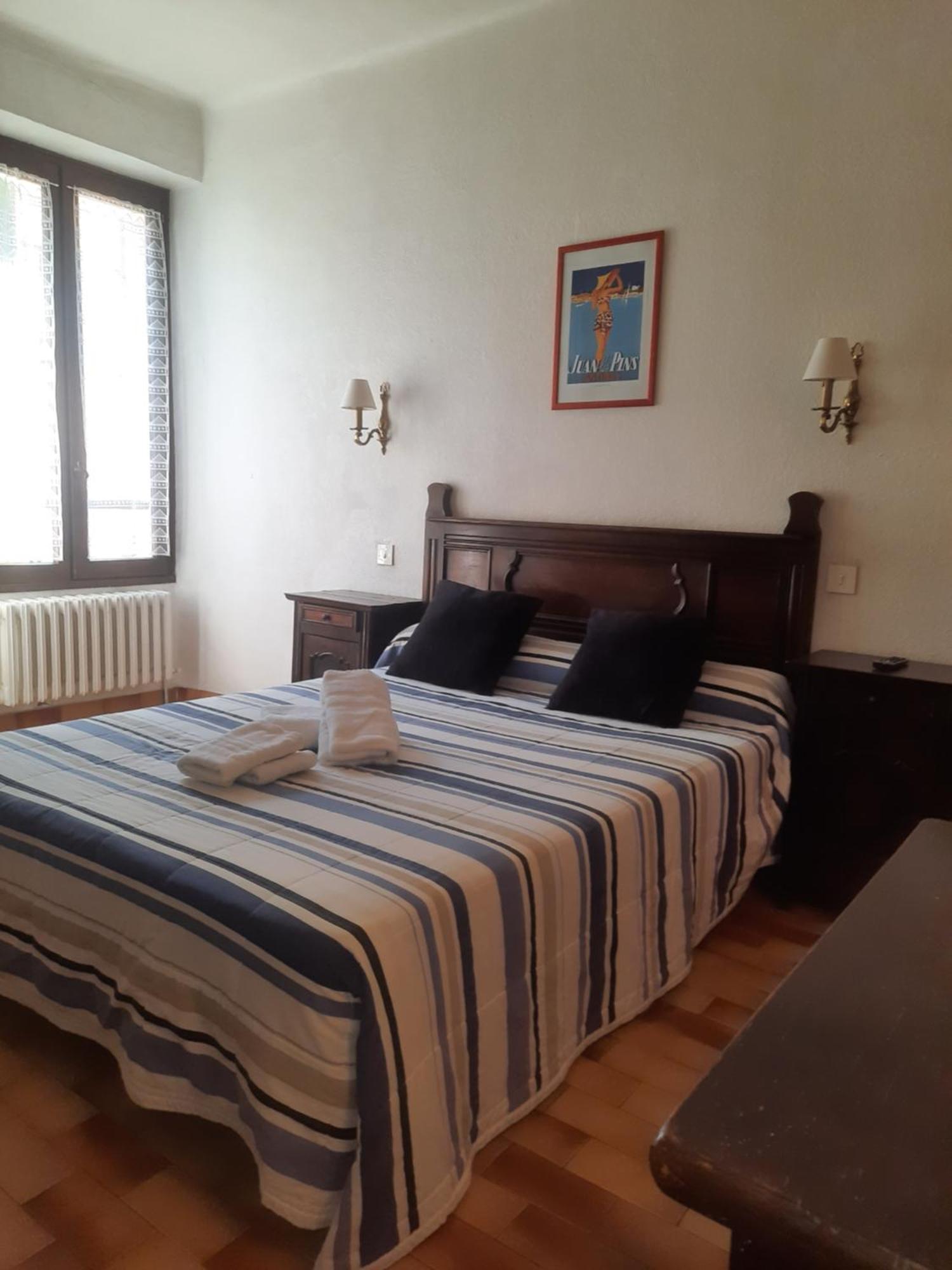 Hotel Central Digne-les-Bains Luaran gambar